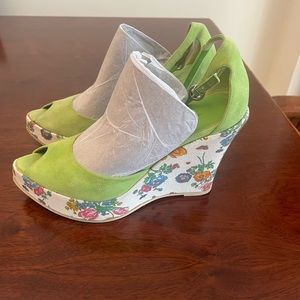 GAIA D’ESTE WOMEN’S SANDALS SIZE 6